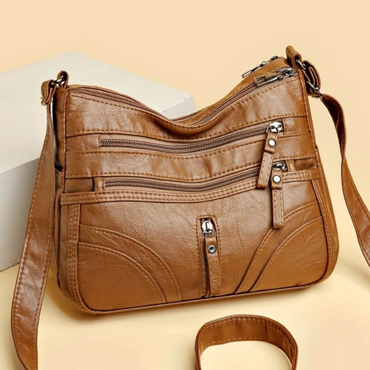 Emanuela's Multi-Pocket | Shoulder Bag