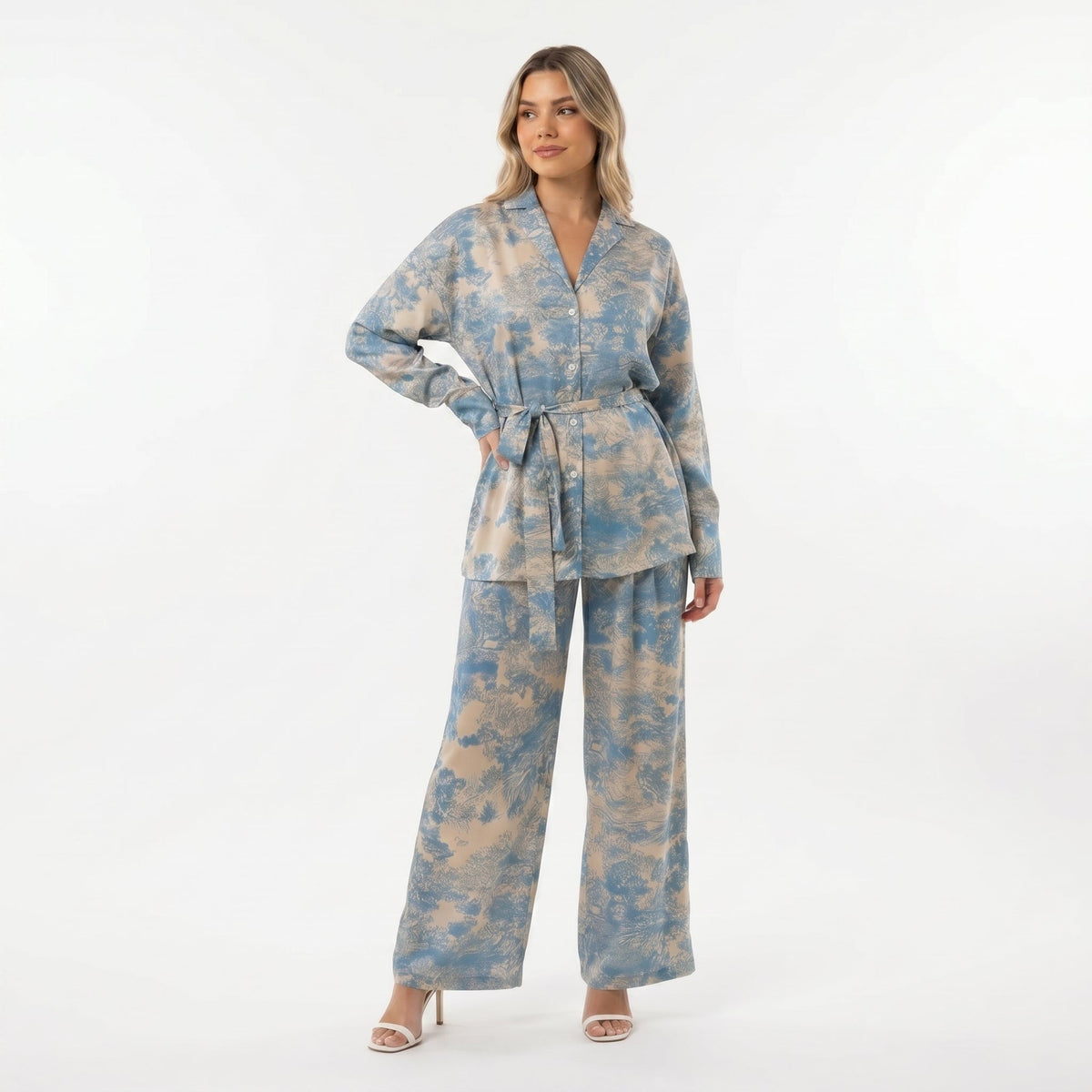 Conjunto Estampado Mujer con Corbata y Pantalón de Pierna Ancha